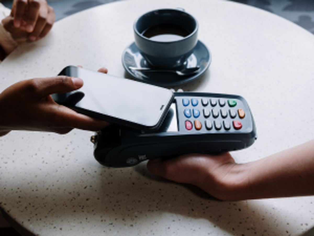 How Contactless Payments Can Improve Business